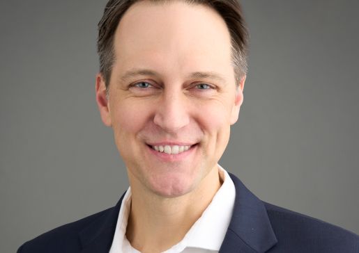 Portrait of Dr. Ryan Westergaard